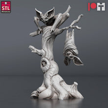 Load image into Gallery viewer, Vampire Bat Miniature Set: Giant Bat, 32mm Resin RPG Model, D&D, Pathfinder