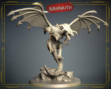 Load image into Gallery viewer, Dragon Miniature Set 1 | Dragon Menagerie | Ancient Dragon | Adult Dragon | Young Dragon | Dungeons and Dragons | Large | Huge | Gargantuan