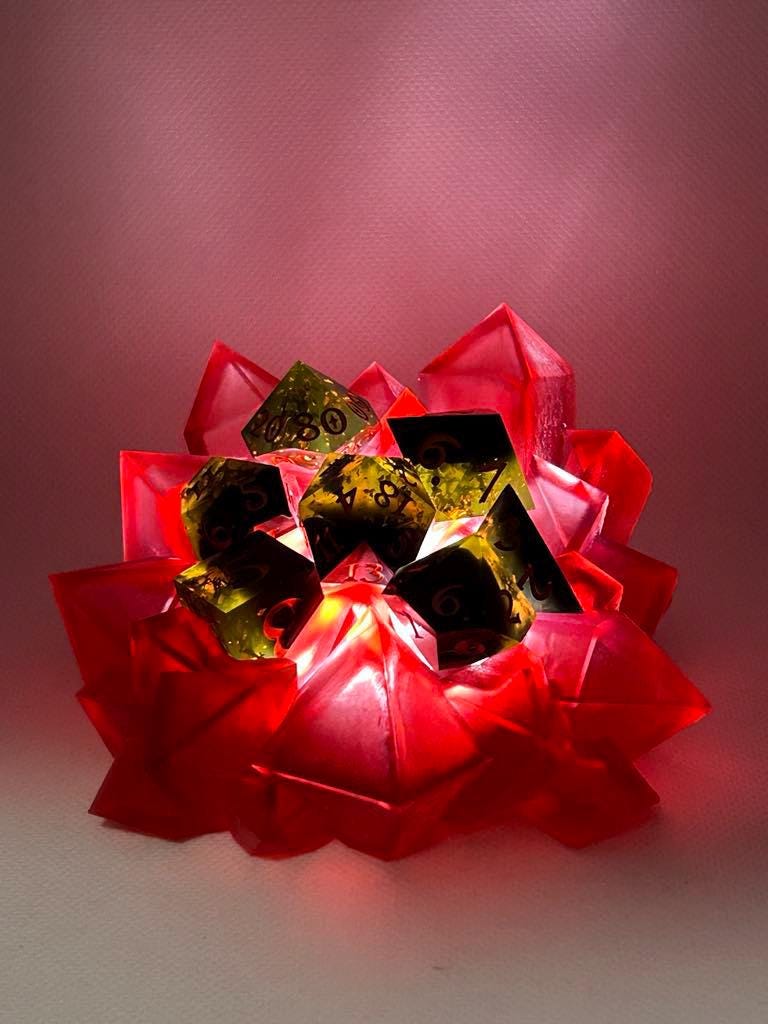 LED Crystal Dice Shrine: Translucent Dice Display for RPG